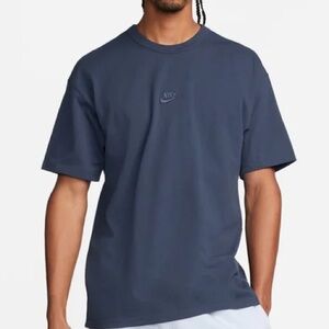 Nike Sportswear Premium Essentials T-Shirt – Men’s THUNDER BLUE